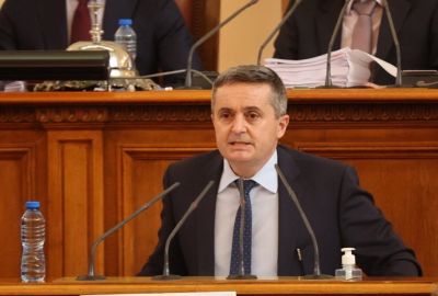 orig-48779077505236645